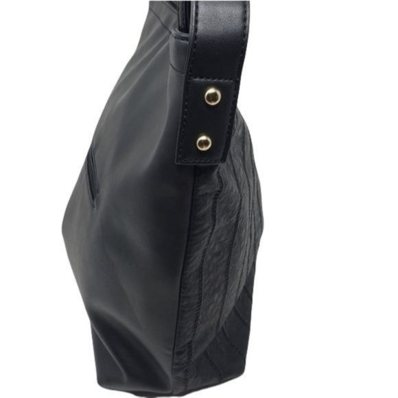 MIA & LUCA Large Black multi zipper & stitches - Picture 7 of 10